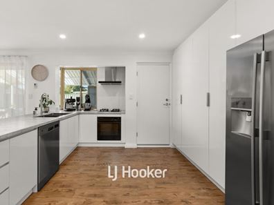4 Harlequin Gardens, Eaton WA 6232