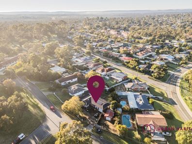4 Dowling Place, Orelia WA 6167