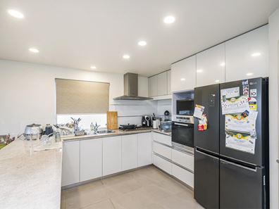 2/6 Parker Street, South Perth WA 6151