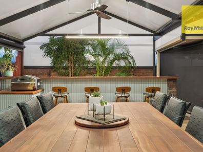 18 Winston Crescent, Viveash WA 6056