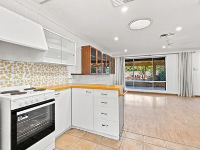 43A Connolly Street, Rangeway WA 6530