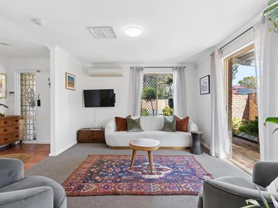 1/30 Barnfield Road, Claremont WA 6010