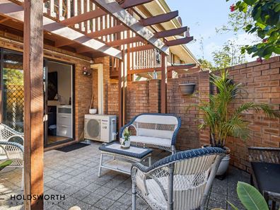 2/43 Bourke Street, Yokine WA 6060