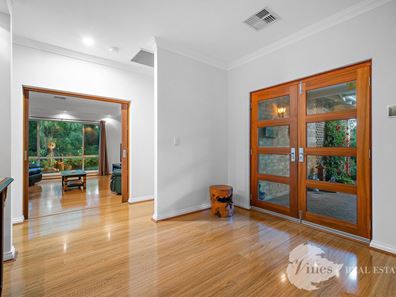 16 Barbera Lane, The Vines WA 6069