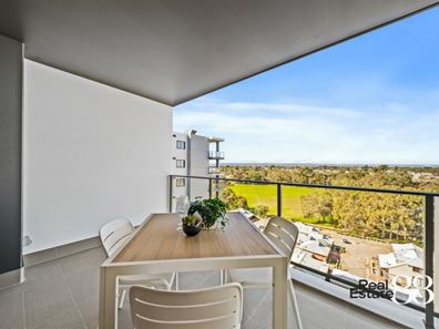 818/239 Great Eastern Highway, Belmont WA 6104
