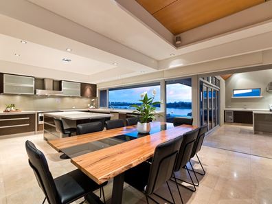 121 Point Walter Road, Bicton WA 6157
