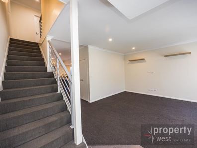 12 Orenco Bend, Clarkson WA 6030