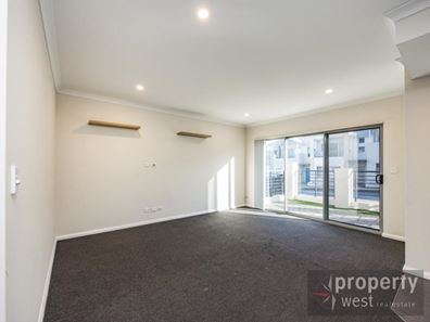 12 Orenco Bend, Clarkson WA 6030