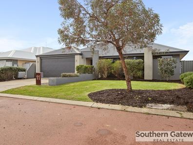 11 Wonnich Street, Byford WA 6122