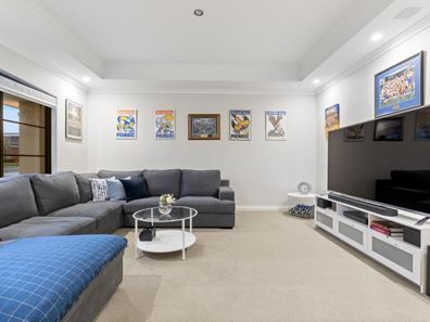 24 Dalecross Avenue, Madeley WA 6065