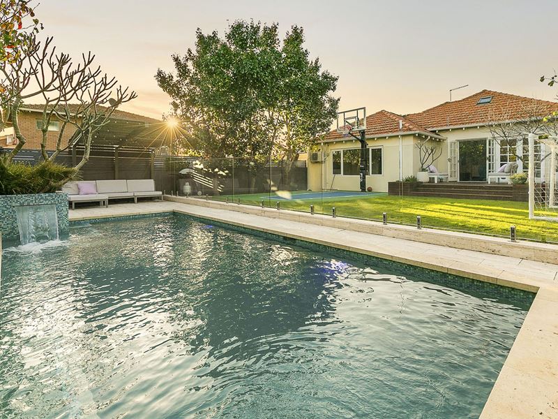 67 Clieveden Street, North Perth WA 6006