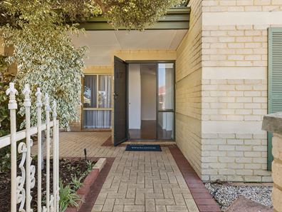 17 Blackfriars Road, Joondalup WA 6027