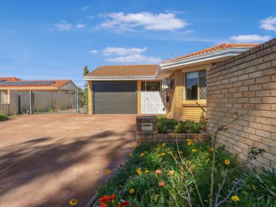 2A Bellbird Ln, Ballajura WA 6066