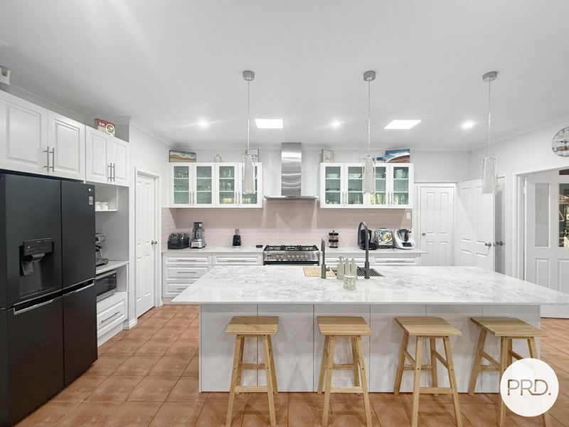 4 Koolinda Parade, Baynton