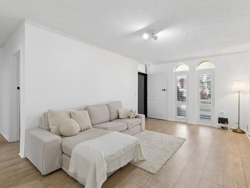6/63 Lynn Street, Trigg WA 6029