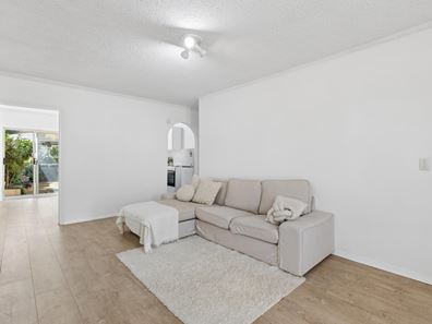 6/63 Lynn Street, Trigg WA 6029