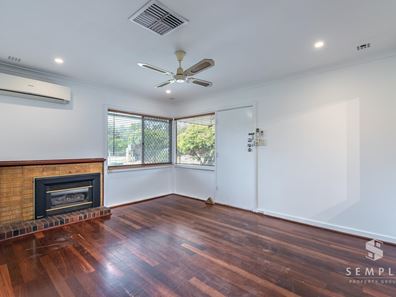 15 Gregory Way, Coolbellup WA 6163