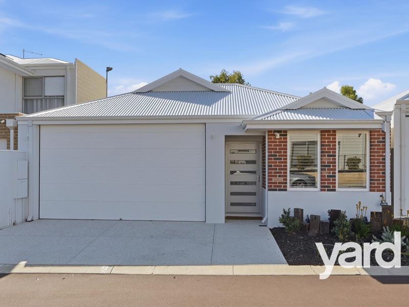 31 Conifer Place, Kardinya WA 6163