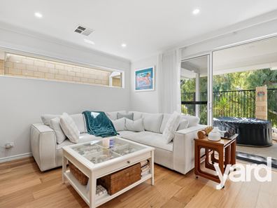 31 Conifer Place, Kardinya WA 6163