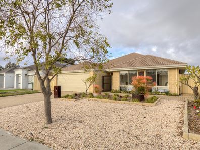 36 Hardey East Road, Wattle Grove WA 6107