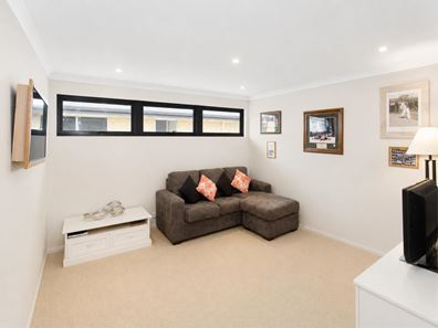 6 Owl Close, Broadwater WA 6280