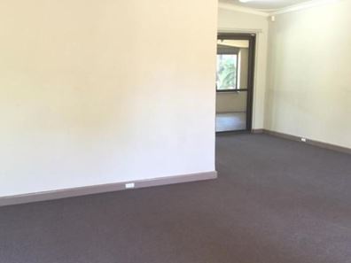 4 Gellibrand Road, Orelia WA 6167