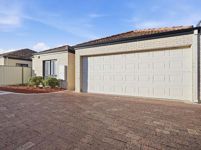 3/8 Toledo Close, Cannington WA 6107