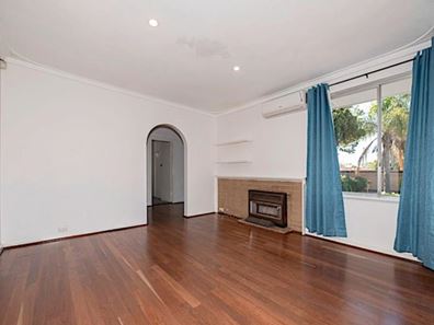 71A N Lake Rd, Myaree WA 6154
