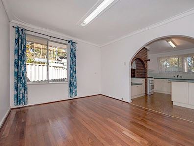 71A N Lake Rd, Myaree WA 6154