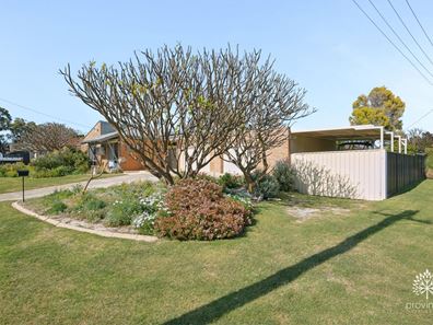 36 Diosma Way, Forrestfield WA 6058
