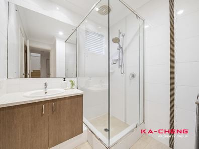 69D Gairloch Street, Applecross WA 6153
