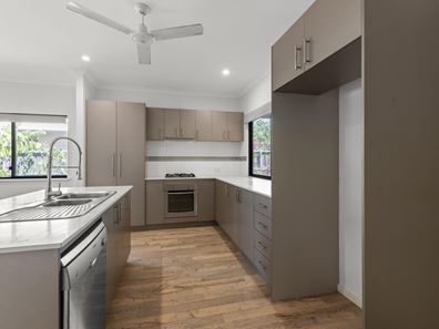 13 Tomarito Crescent, Bilingurr WA 6725