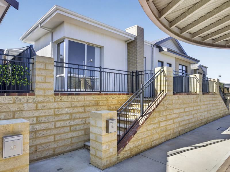18 Jewel Way, Banksia Grove WA 6031
