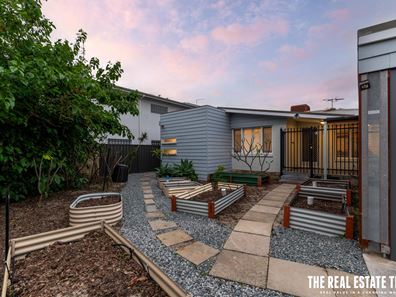 227 Fisher Street, Cloverdale WA 6105