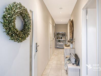 7 Bartley Chase, Aveley WA 6069