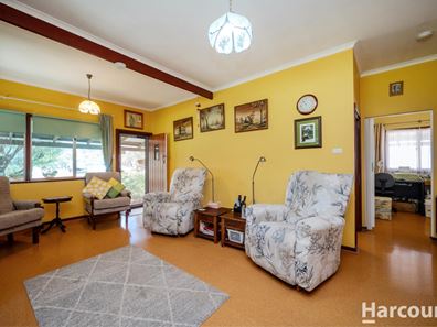 37 Refractory Road, Clackline WA 6564