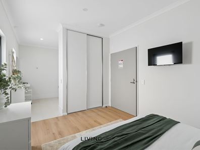 Room/4  7 Strength Crescent, Mandogalup WA 6167
