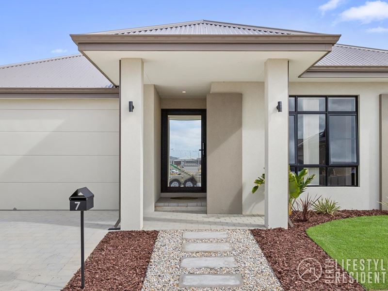 7 Moresby Street, Yanchep WA 6035