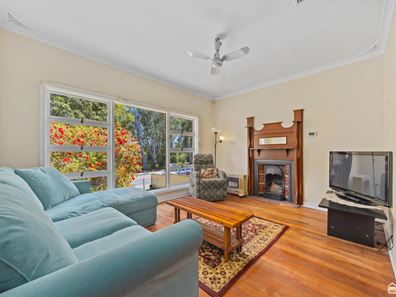 64 Verna Street, Gosnells WA 6110