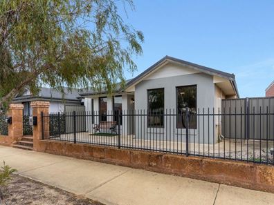 6 Glenloth Road, Byford WA 6122