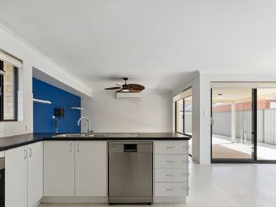 6 Glenloth Road, Byford WA 6122