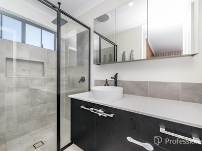 1 Mayflower Avenue, Alkimos WA 6038