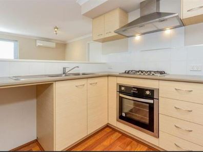 26 Chalkwell Bend, Landsdale WA 6065