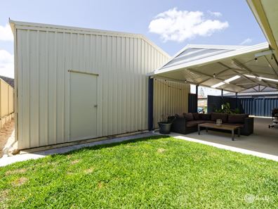 33 Trade Winds Drive, Safety Bay WA 6169