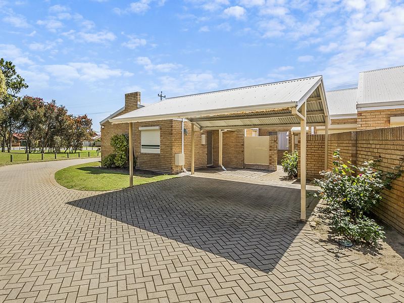 2/8 Ashford Avenue, Rockingham WA 6168