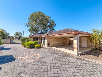 4/35 Bickley Road, Cannington WA 6107