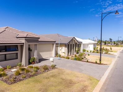 12 Harvey Crescent, South Yunderup WA 6208
