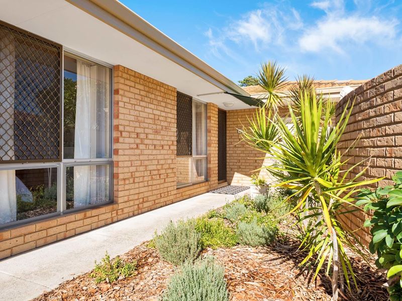 Unit 4/106 Alexander Rd, Rivervale WA 6103