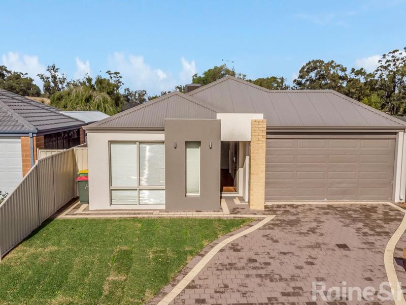 33 Coopers Mill Way, Ravenswood