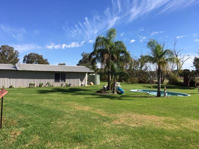 1328 South West Highway, Cookernup WA 6219